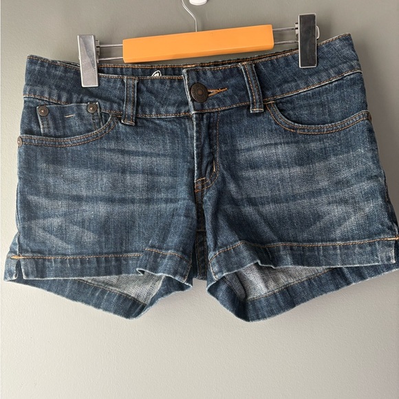 Fox Denim, size 3, blue denim short shorts, summer vintage - Picture 2 of 6